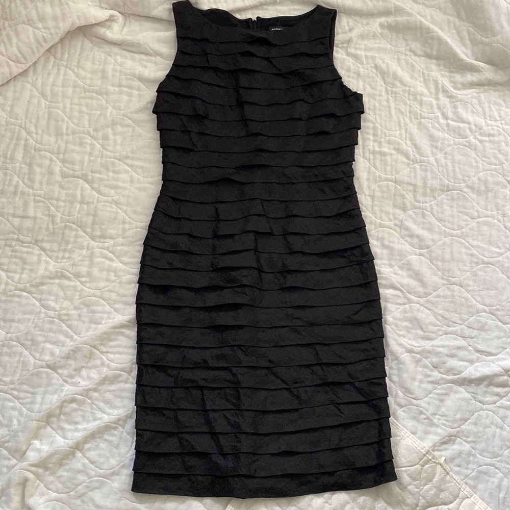Adrianna Papell Collection black tiered sleeveless dress size 10